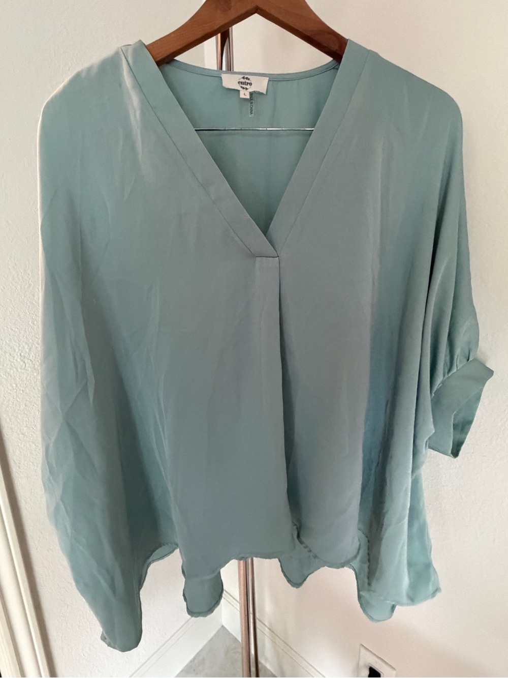 entry Light Teal V-Neck Tunic Top